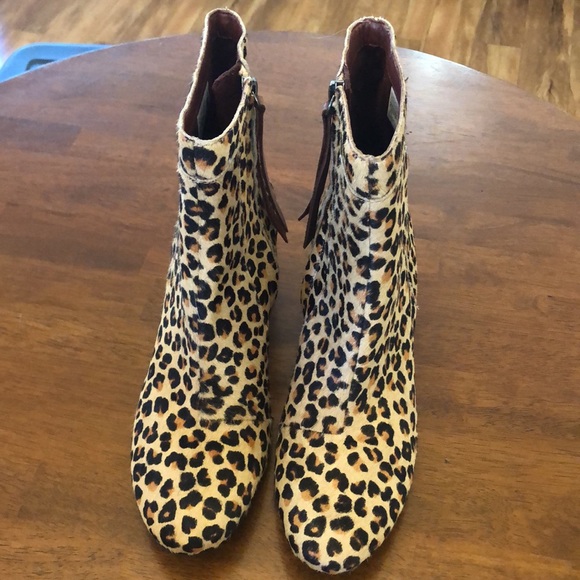Toms Leopard Booties - Picture 2 of 5